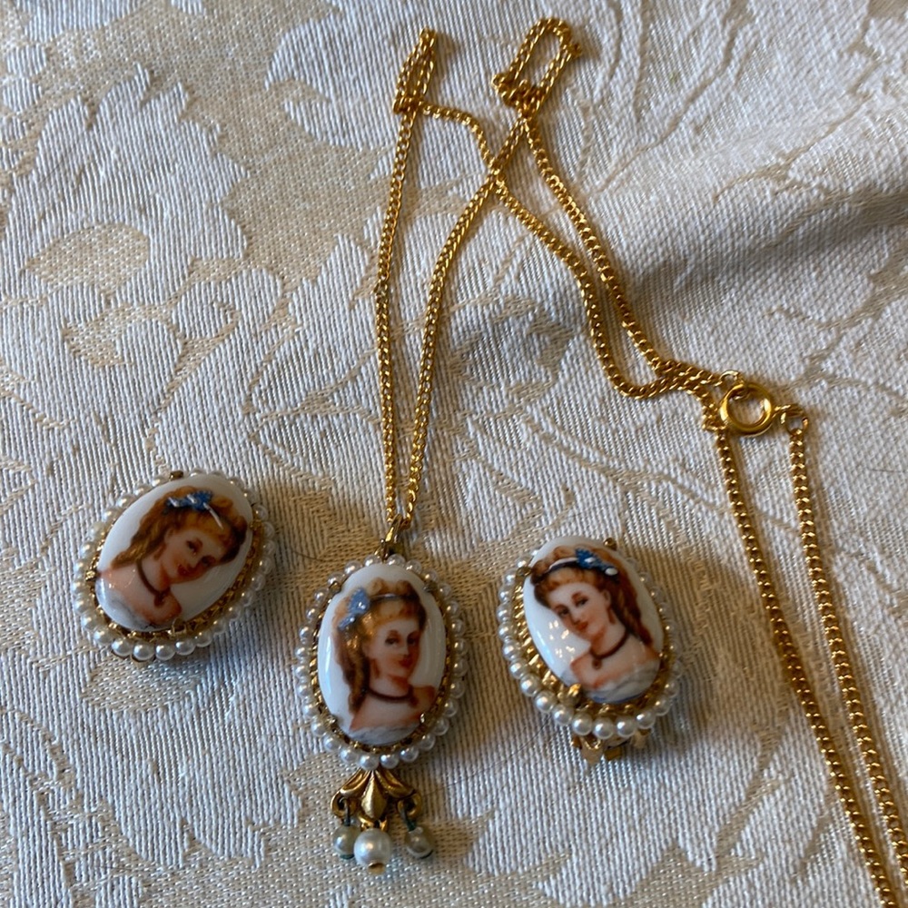 Limoges France Victorian Lady painted earrings and necklace with pearl beading